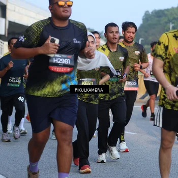Runner Photo 6266060