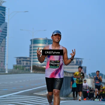 Runner Photo 6266068
