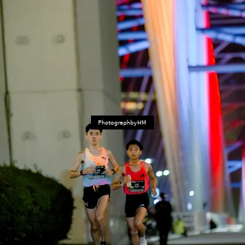 Runner Photo 6266071