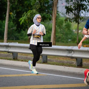 Runner Photo 6266111