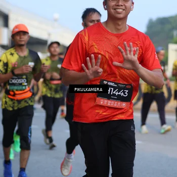 Runner Photo 6266152