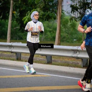 Runner Photo 6266155