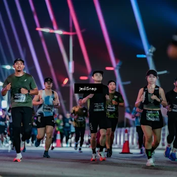 Runner Photo 6266166