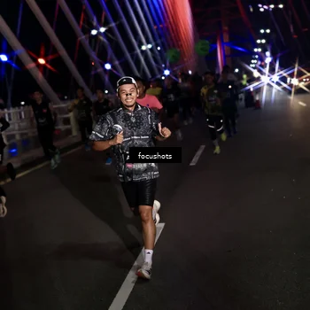Runner Photo 6266186