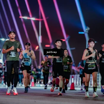 Runner Photo 6266245