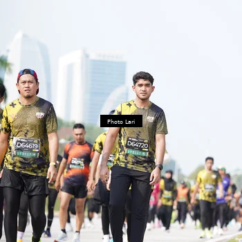 Runner Photo 6266246