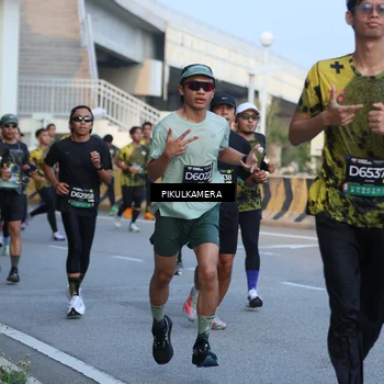 Runner Photo 6266371