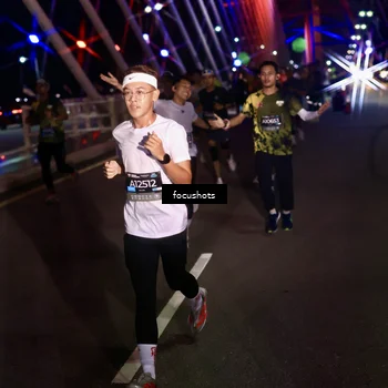 Runner Photo 6266419