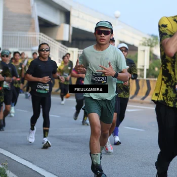 Runner Photo 6266423
