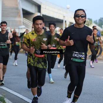 Runner Photo 6266432