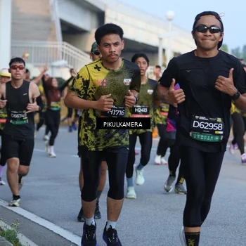 Runner Photo 6266474