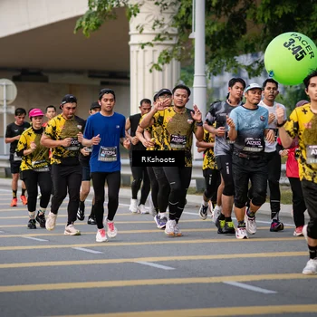 Runner Photo 6266480