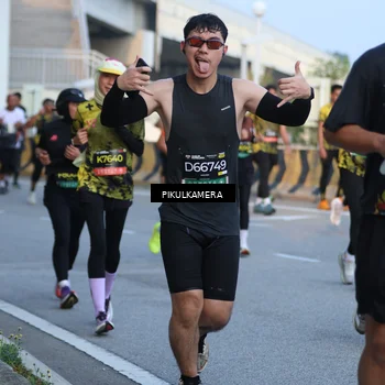 Runner Photo 6266529