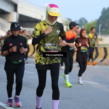 Runner Photo 6266545