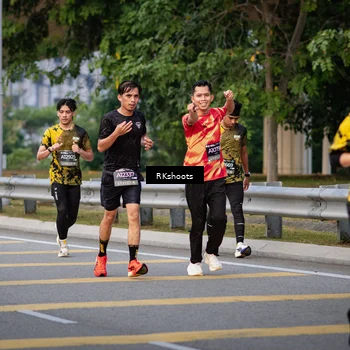 Runner Photo 6266559