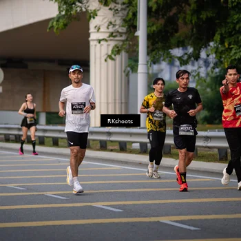 Runner Photo 6266582