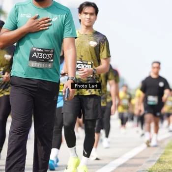 Runner Photo 6266629