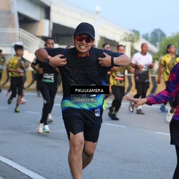 Runner Photo 6266664