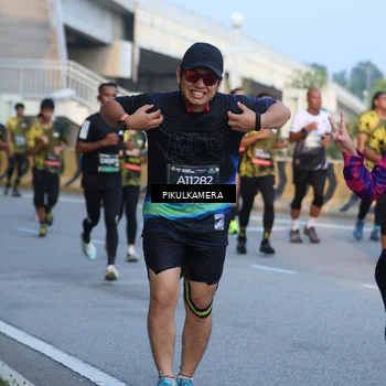 Runner Photo 6266669