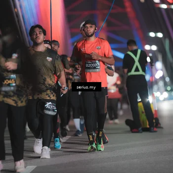 Runner Photo 6266845