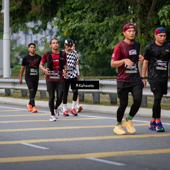Runner Photo 6266861