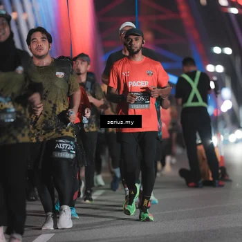 Runner Photo 6266867