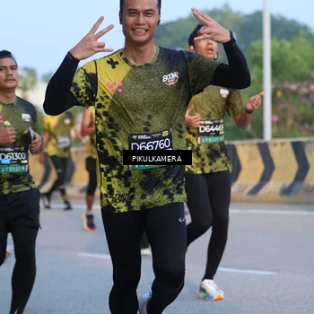 Runner Photo 6266877