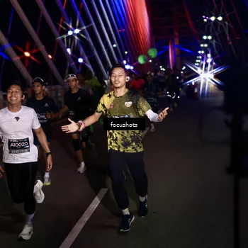 Runner Photo 6266968