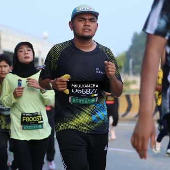 Runner Photo 6266984
