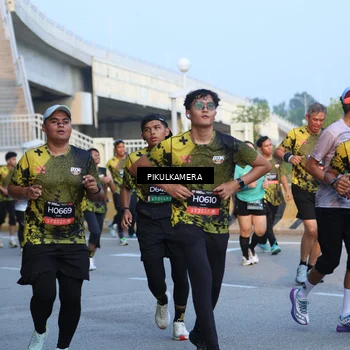 Runner Photo 6267041