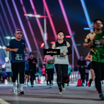 Runner Photo 6267117