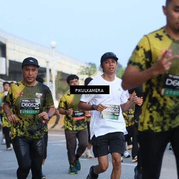 Runner Photo 6267195