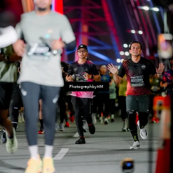 Runner Photo 6267345