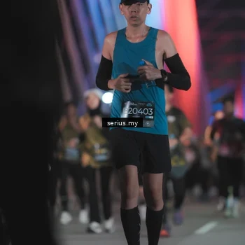 Runner Photo 6267393