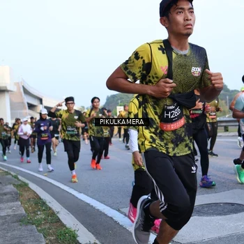 Runner Photo 6267430