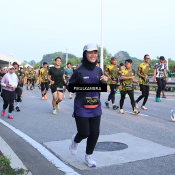 Runner Photo 6267477