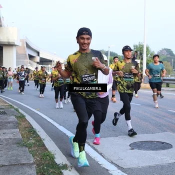 Runner Photo 6267488