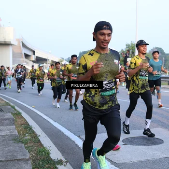 Runner Photo 6267536