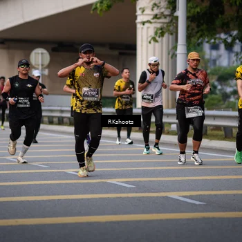 Runner Photo 6267545