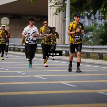 Runner Photo 6267553