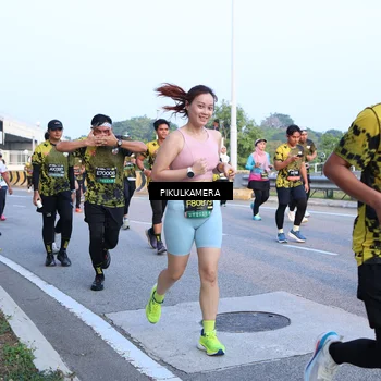 Runner Photo 6267575