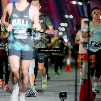Runner Photo 6267663