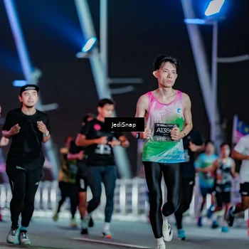 Runner Photo 6267708