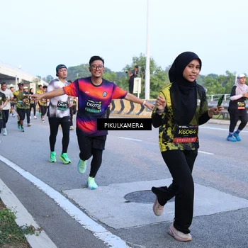 Runner Photo 6267750