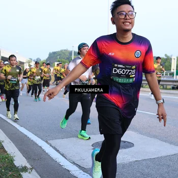 Runner Photo 6267817
