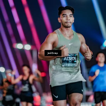 Runner Photo 6267840