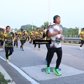 Runner Photo 6267841