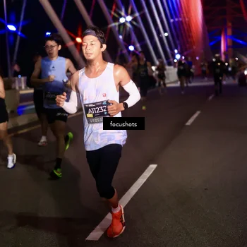 Runner Photo 6267843