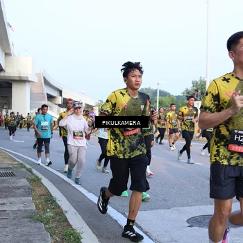 Runner Photo 6267943