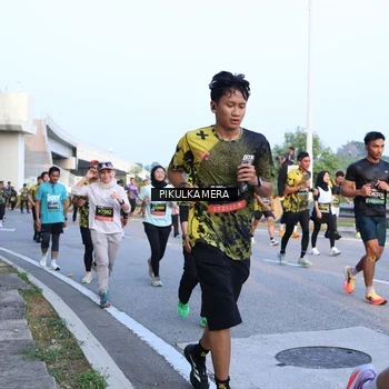 Runner Photo 6267958